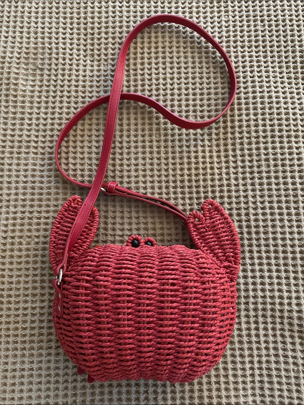 Red Woven Crab Crossbody Bag